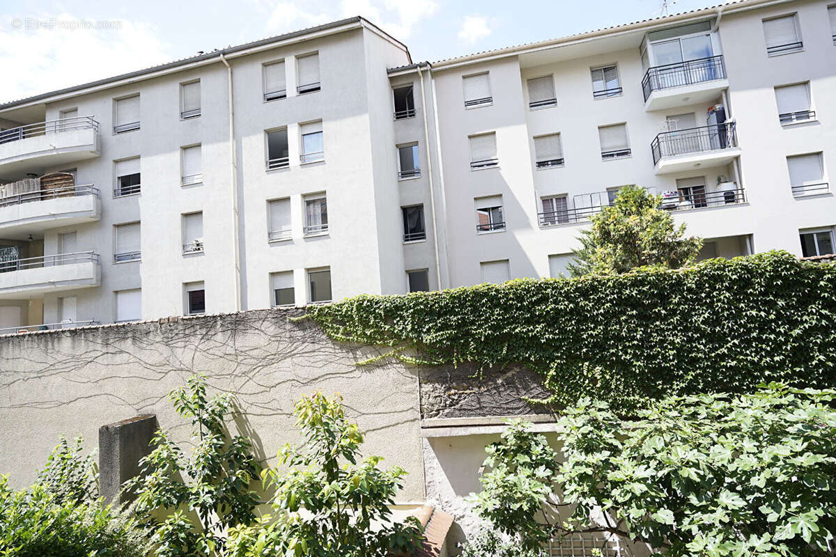 Appartement à VILLEURBANNE