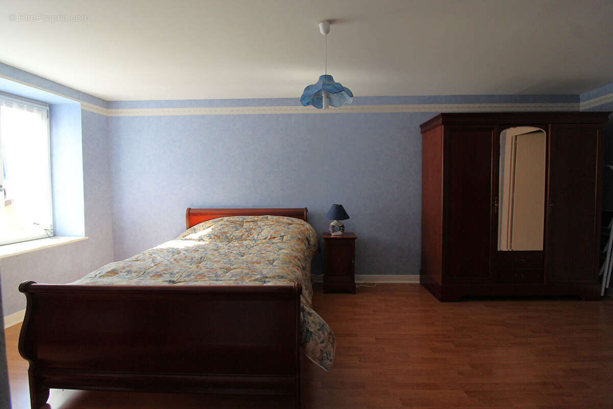 Maison de village et ses dépendances. - photo 5