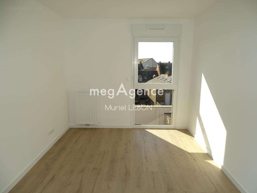 Appartement à FOUGERES
