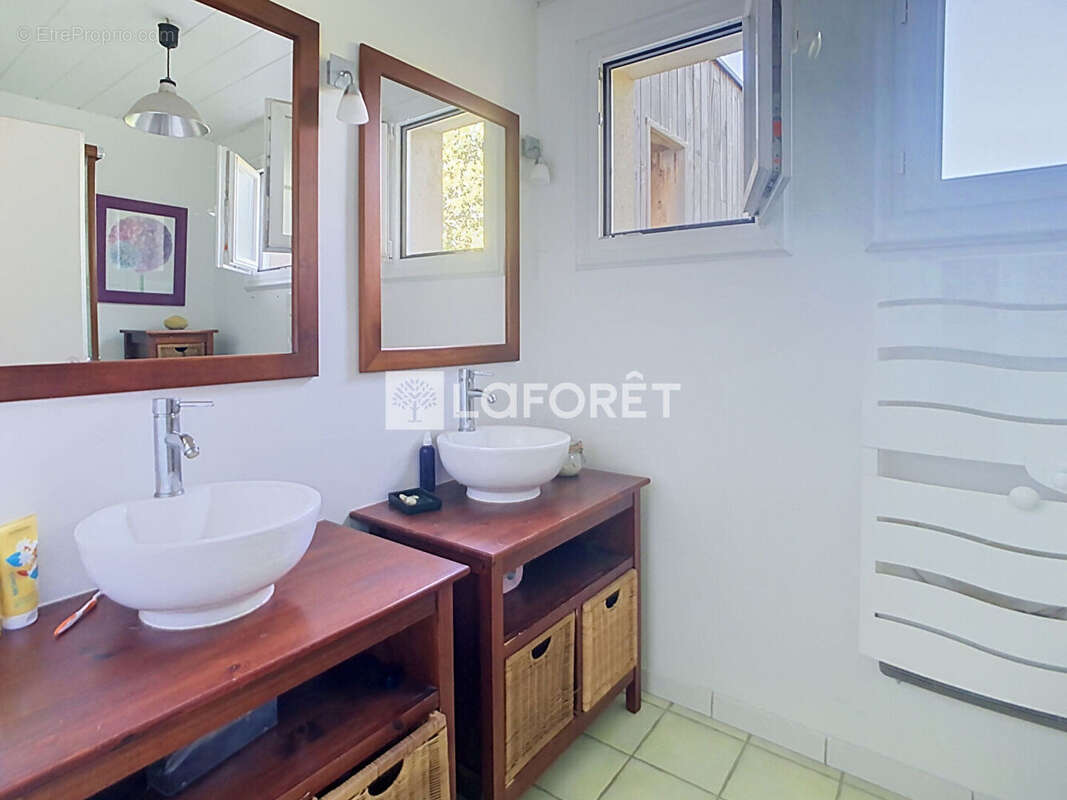 Maison Bovel 8 pièce(s) 195 m2 - photo 11