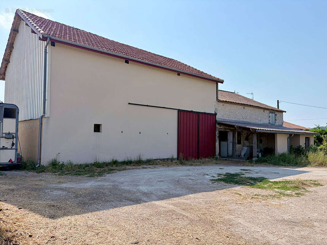 Propriété sur 4 hectares proche Villeréal - photo 8