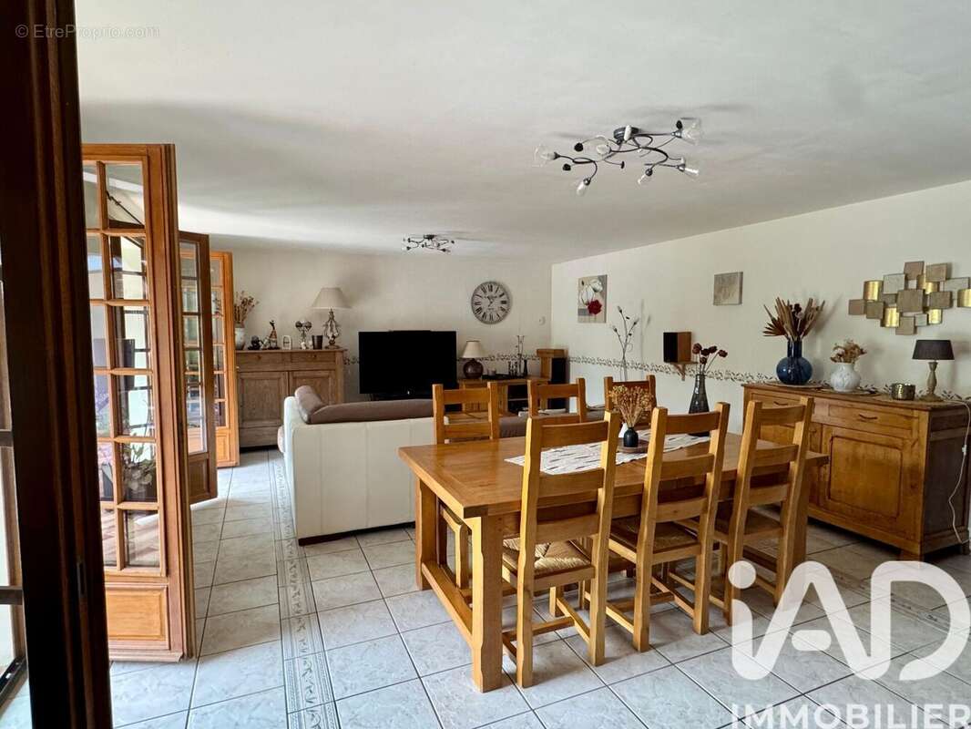 Maison 200 m² à Meilleray  - photo 5