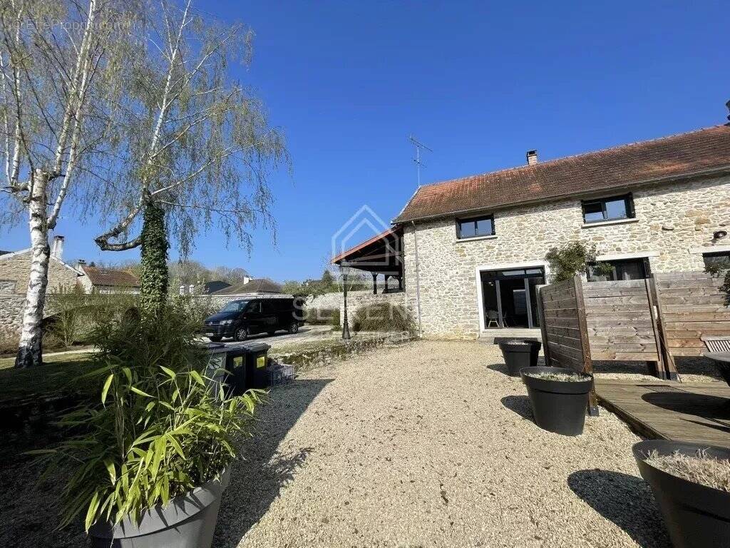 Maison à LARDY