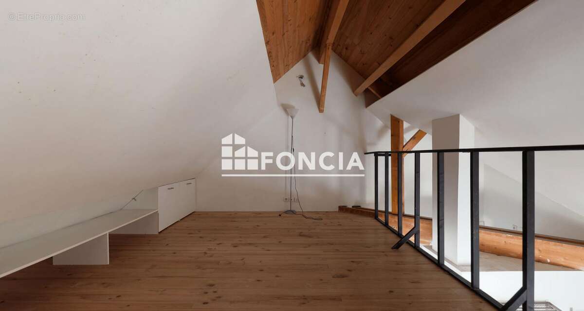 Appartement à CORBEIL-ESSONNES