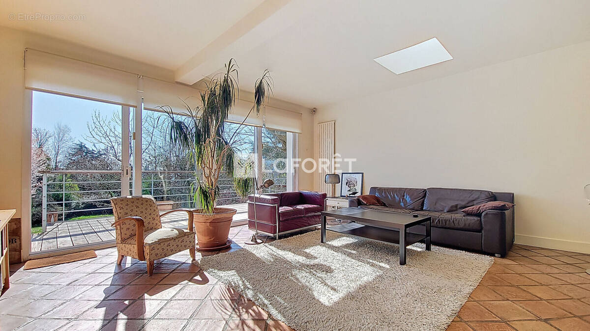 Maison à MONTMORENCY