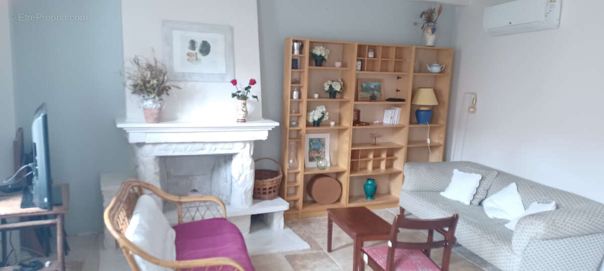 Immeuble de caractère EN TBE à usage locatif de 185m2 habitable - photo 3