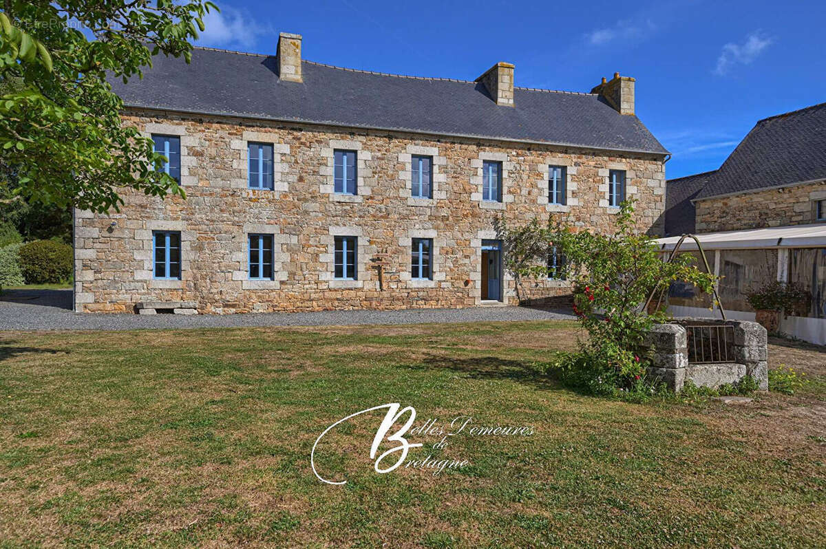 A vendre manoir et ses dépendances sur 1.7 hectare Côtes d'Armor - photo 5