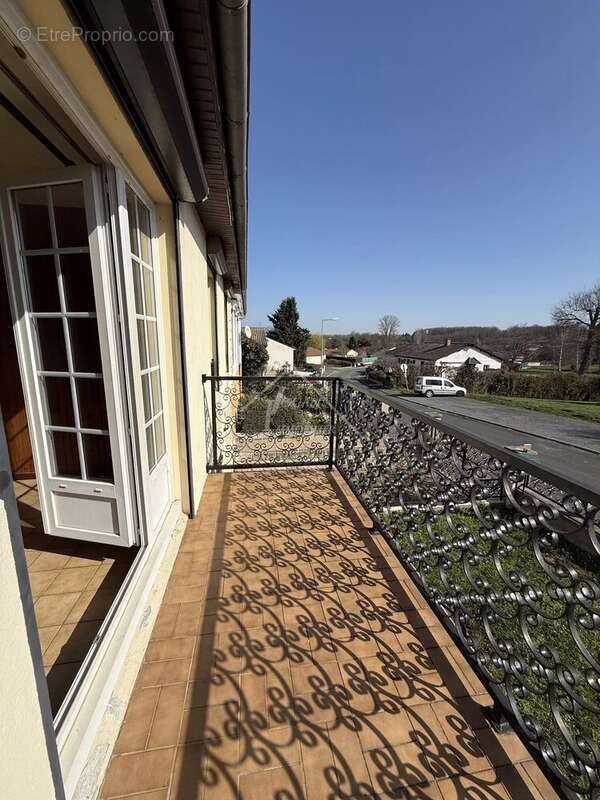 Maison à DOMERAT