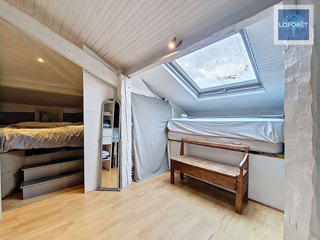 Appartement à VALLAURIS