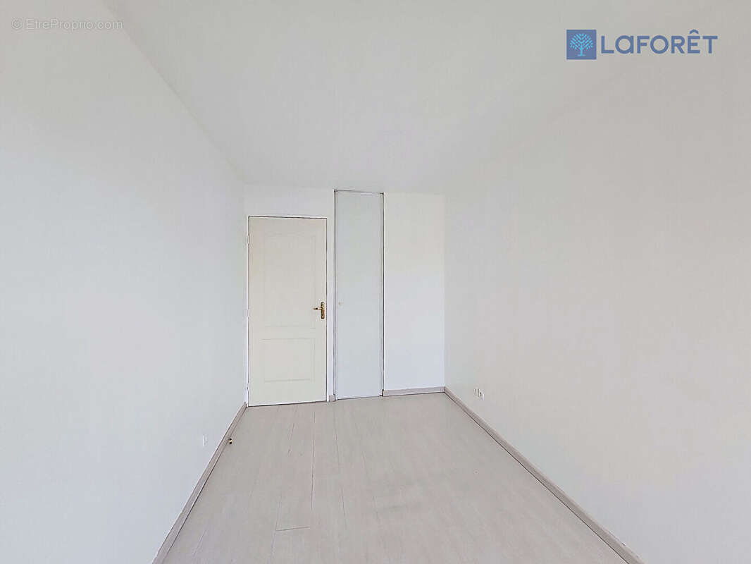 Appartement à MAGNY-LE-HONGRE