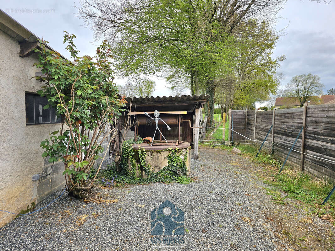 Maison à MOLLES