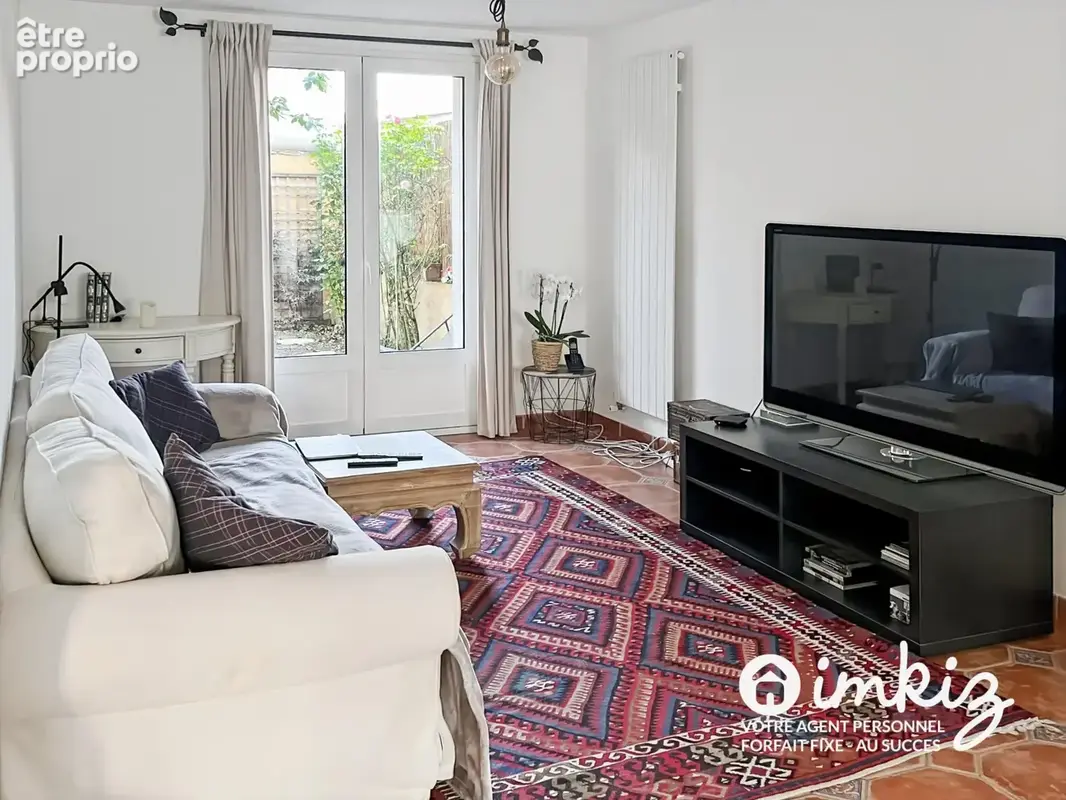 Maison de 228 m2 + dépendances  de 28  m2 - photo 8