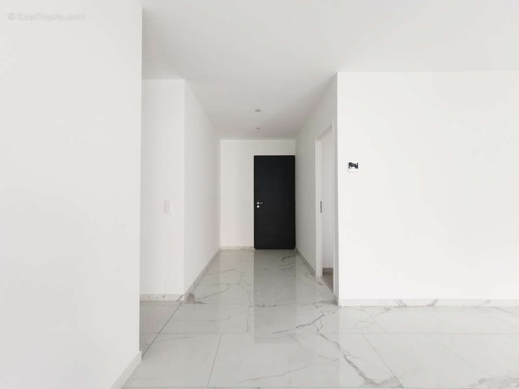 Maison achevée en 2026 avec 5 chambres à Rosières - photo 2