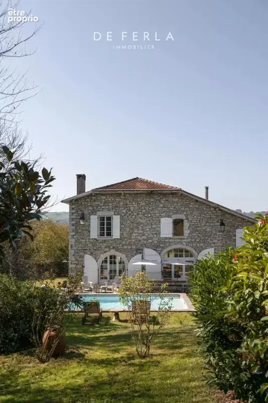 Propriété d’exception – 770 m², gîte 5 étoiles et 6,5 hectares - photo 21