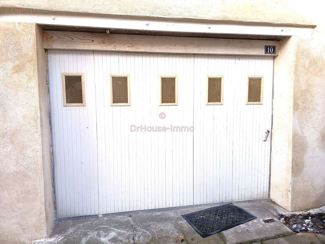Parking à THOUARS