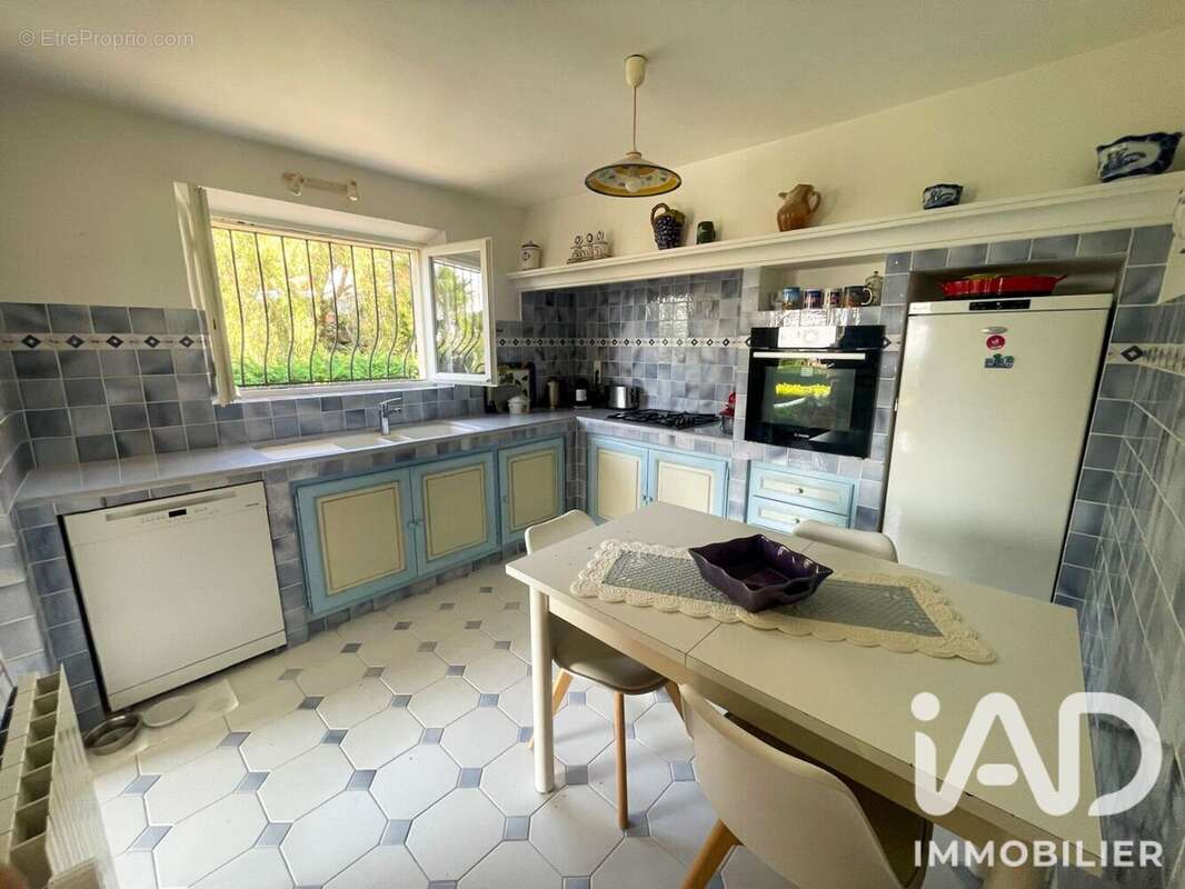 Maison 235 m² à Sainte-Maxime  - photo 9