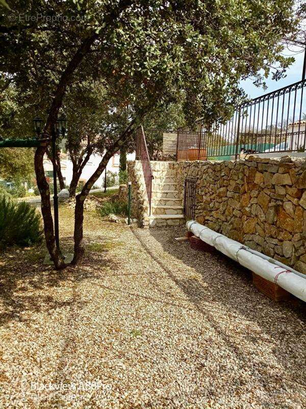 Bastide Carces 5 pièce(s) 148.8 m2 - photo 16