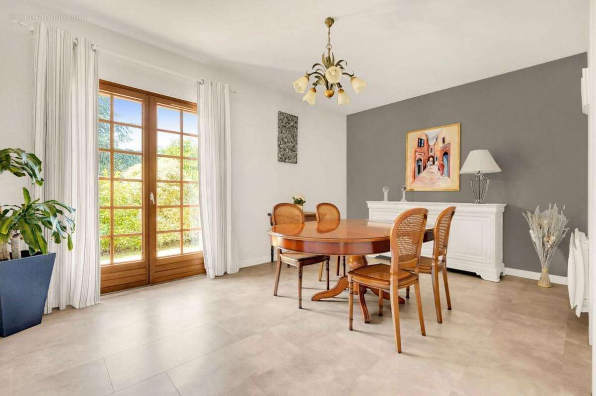 Maison à VILLENEUVE-TOLOSANE