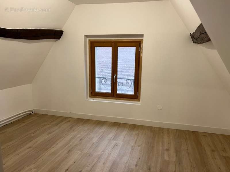 Maison à SAINT-CREPIN-IBOUVILLERS