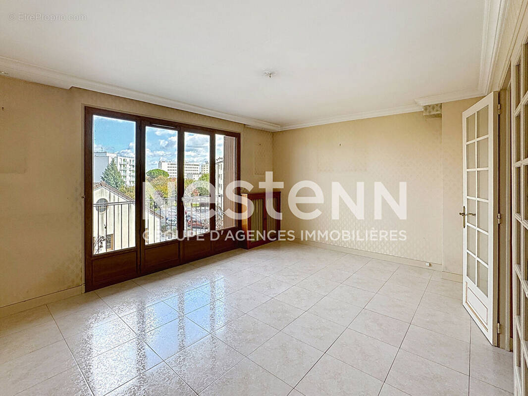 Appartement à VIRY-CHATILLON