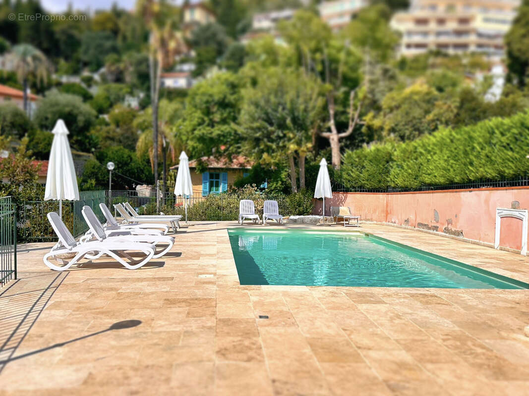 MENTON   Garavan   Lumineux 3 pièces dans une villa historique avec piscine - photo 2