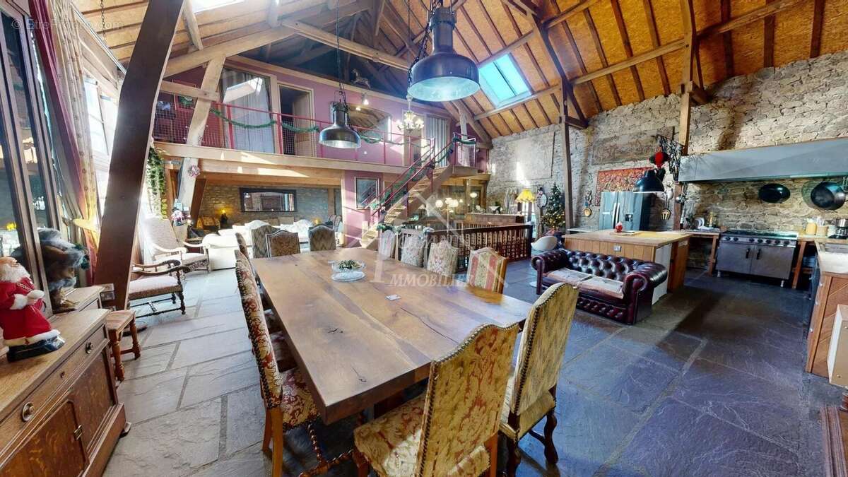 Maison à GOUTTIERES