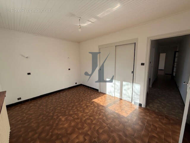 Maison à PORTES-LES-VALENCE