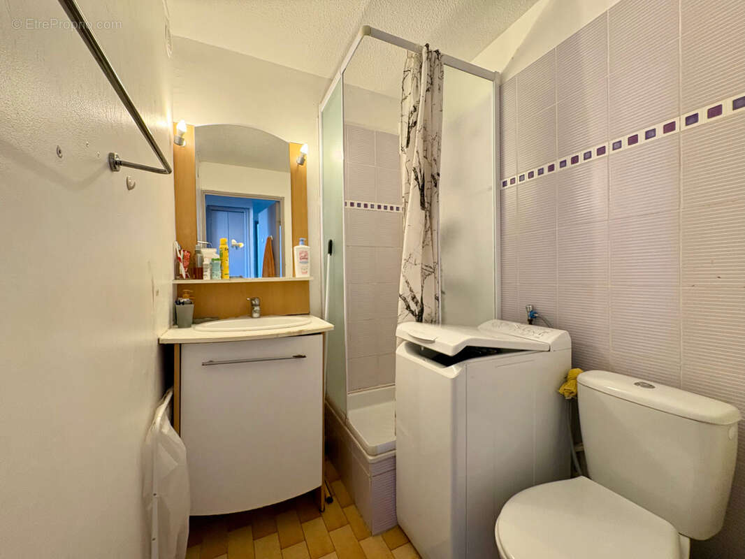 Appartement à MAUGUIO