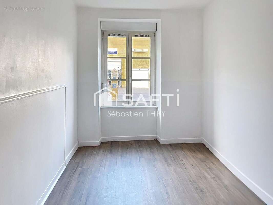 Photo 5 - Appartement à LONGUYON