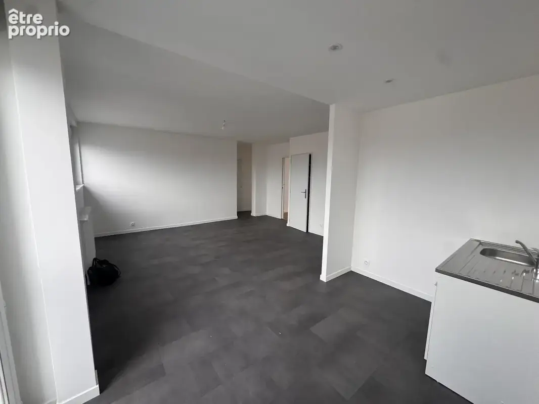 T4 rénové de 68 m2 avec vue dégagée   Secteur Gratte-Ciel, Villeurbanne - photo 3