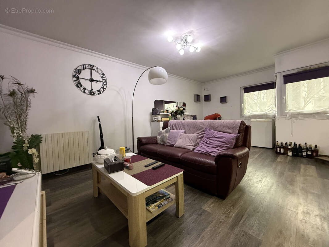 Appartement à LE BLANC-MESNIL