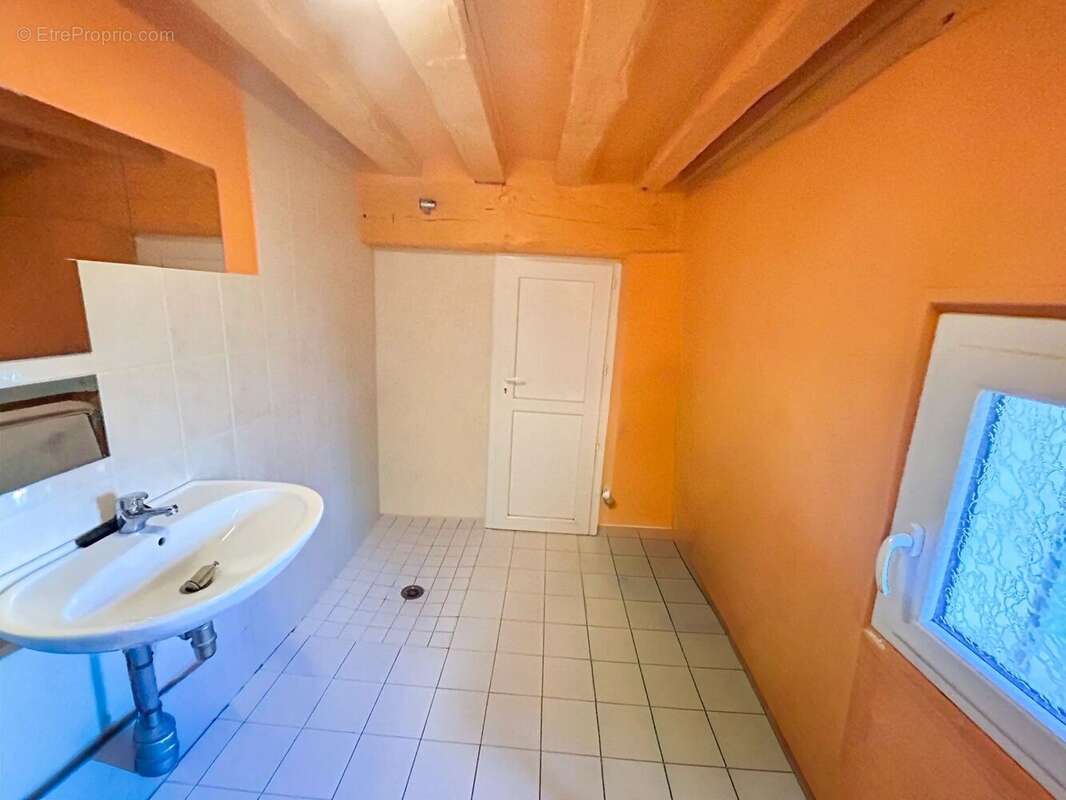 Maison à COURVILLE-SUR-EURE