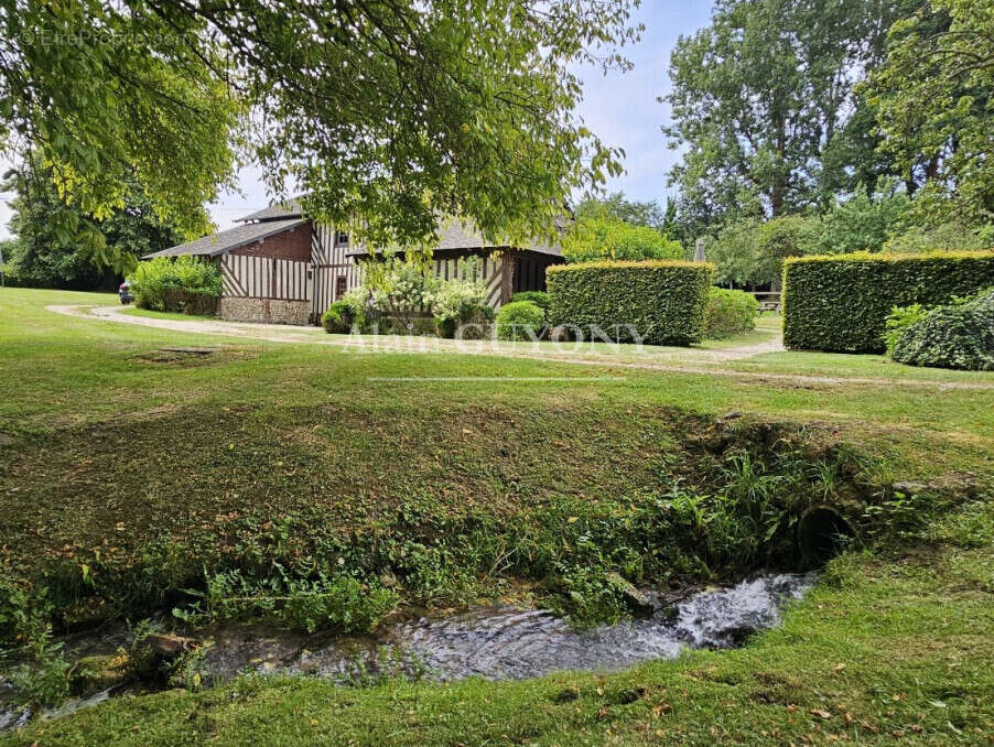 Maison à PONT-L&#039;EVEQUE