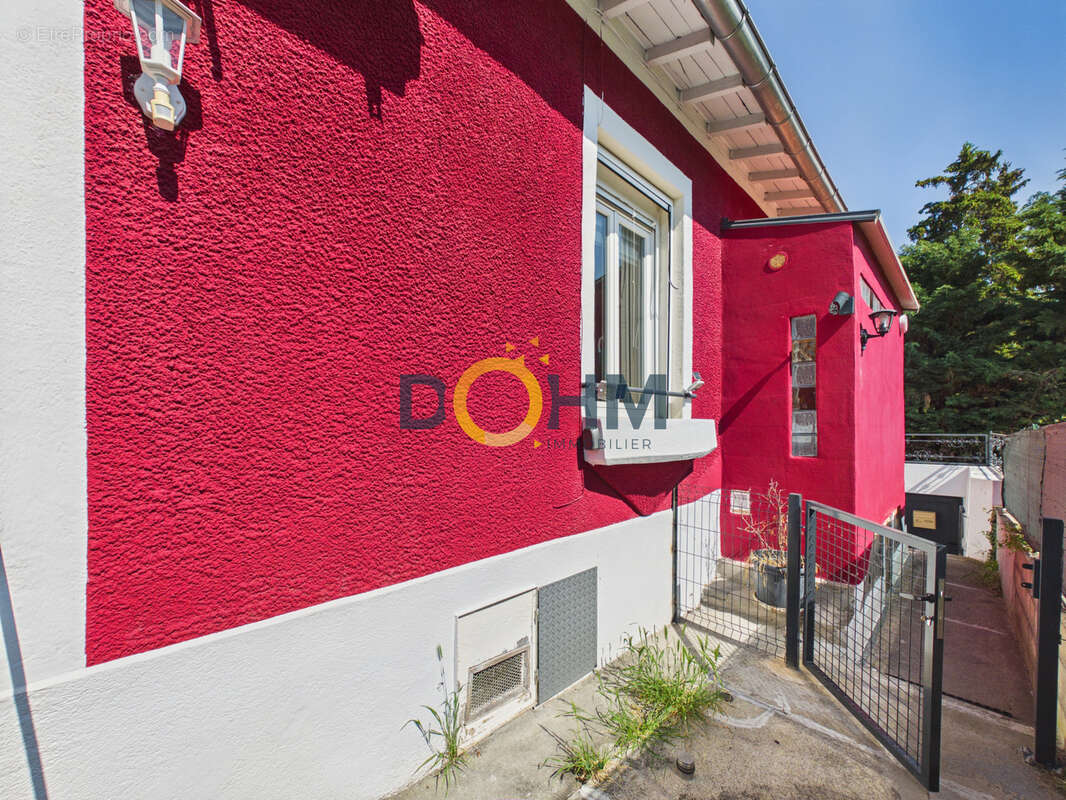 Maison en centre-ville avec jardin et garage - photo 17