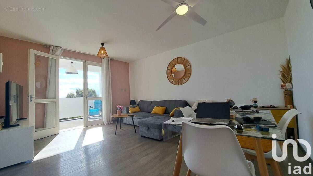 Photo 1 - Appartement à LE TAMPON