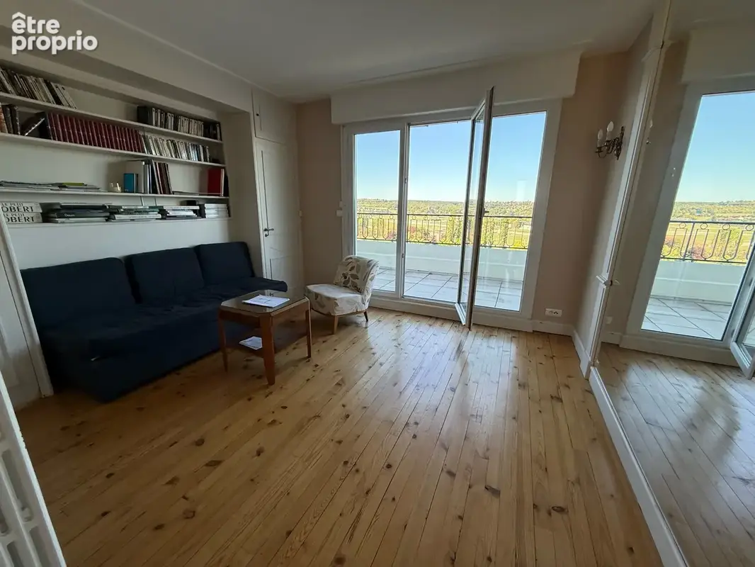 Appartement au dernier étage avec vue dominante sur plan d'eau - photo 2