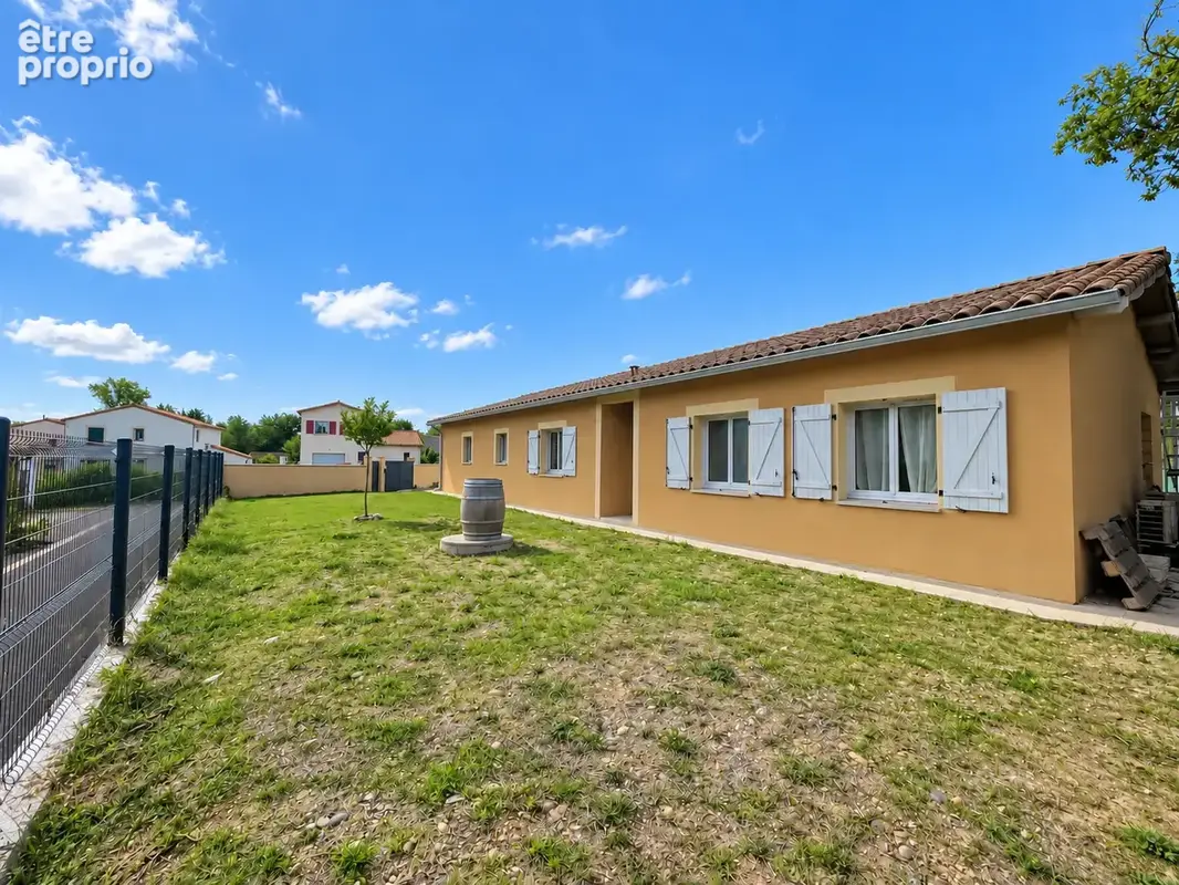 Villa de plain-pied de 2020   4 chambres, piscine et garage   DPE A - photo 16