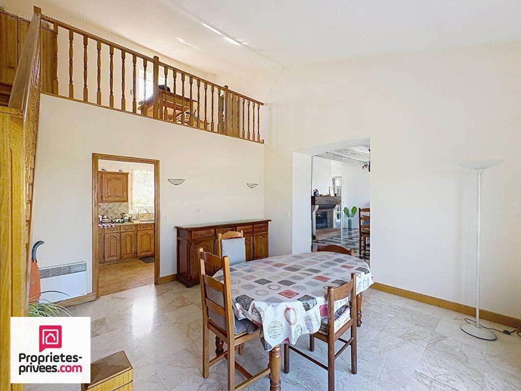 Rians VILLA T5 110 m²  avec garage et terrain à bâtir - photo 13