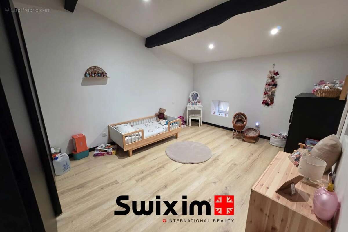 Maison à SAINT-ESTEPHE