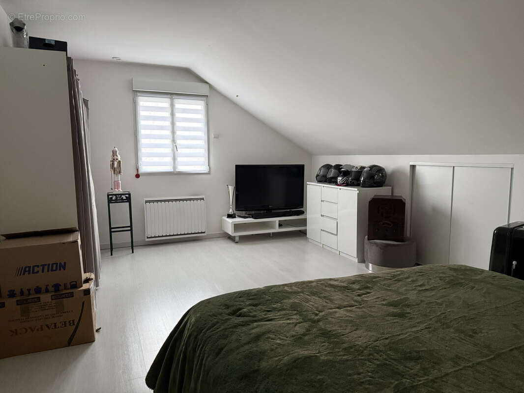 Maison à VILLE-SUR-ILLON