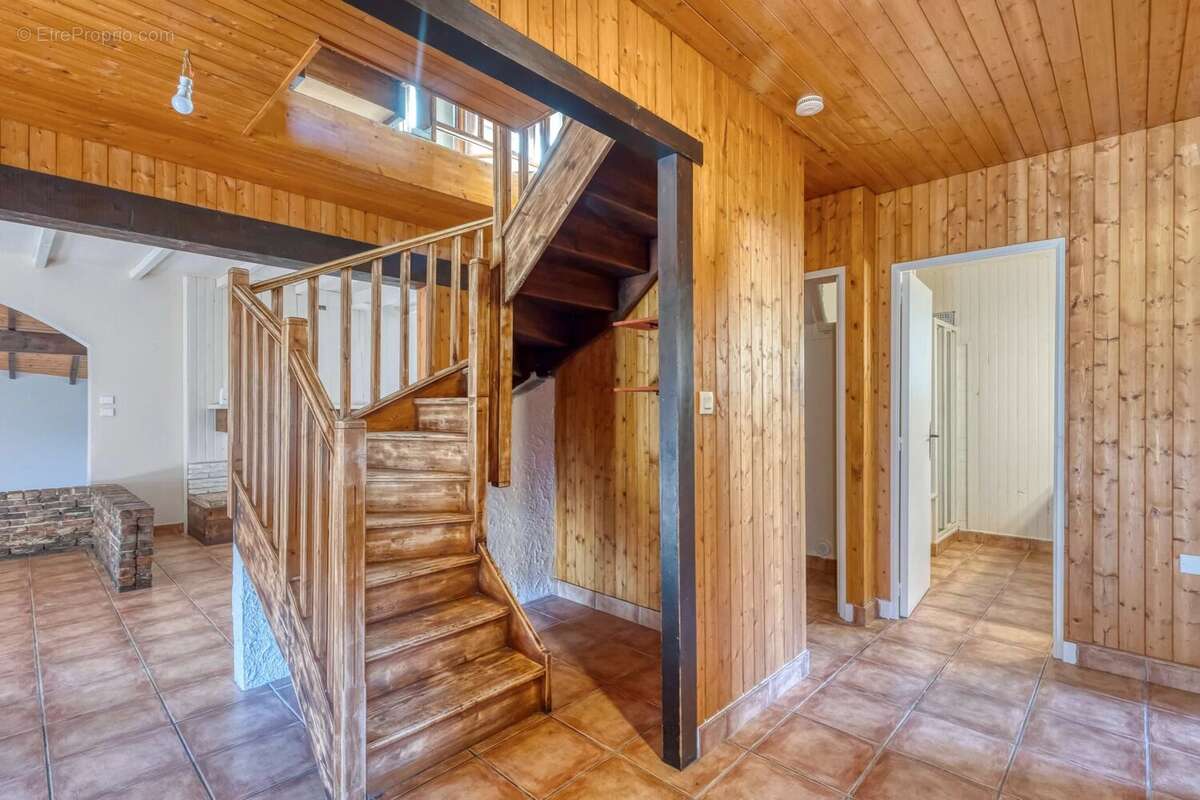 Maison à ECHIROLLES