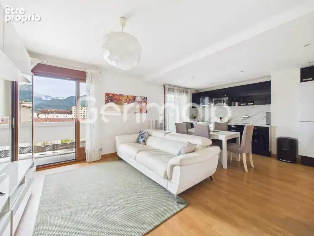 Vente - Appartement - 5 pièces + cuisine - 104,13 m² - 790 - photo 11