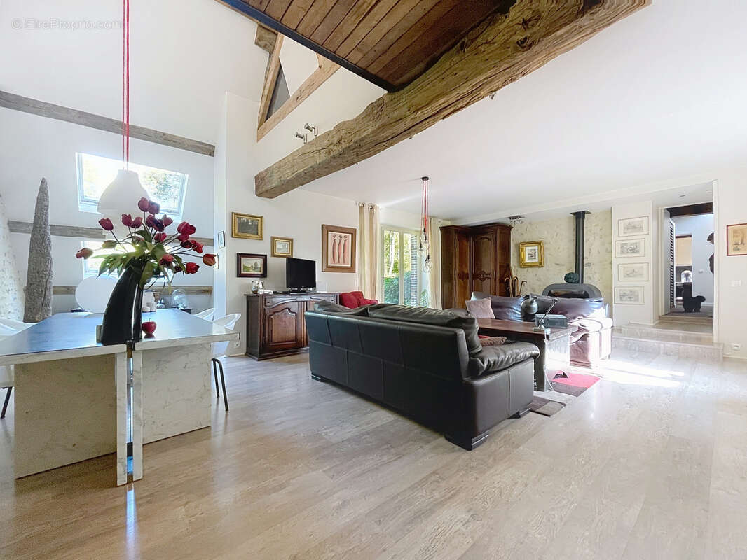 Maison à MANOU