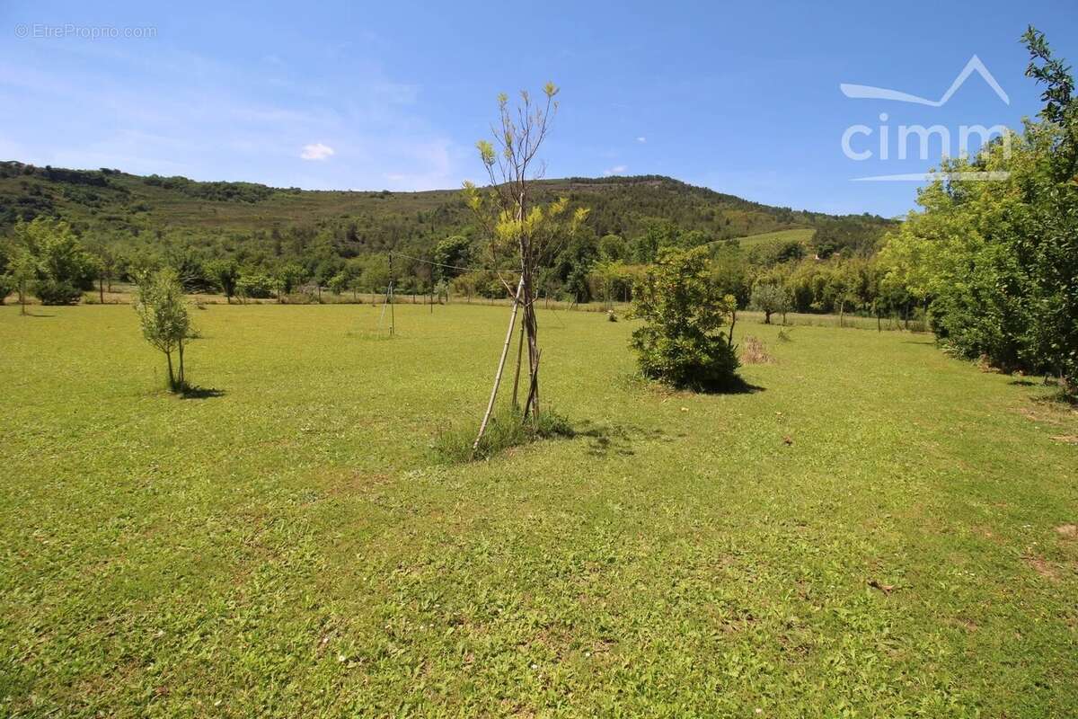 A vendre 2 maisons sur 23 000m² de terrain bordé par une rivière - photo 28
