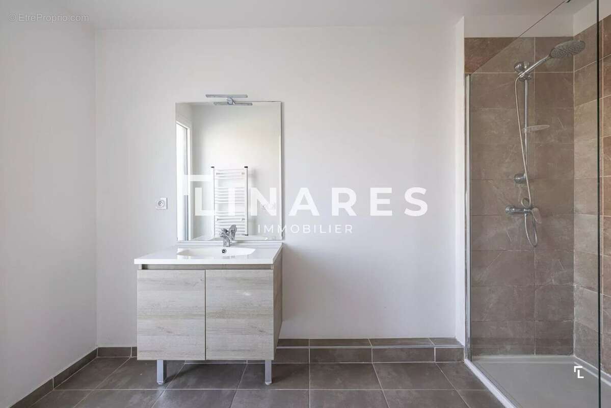Appartement à MARSEILLE-9E
