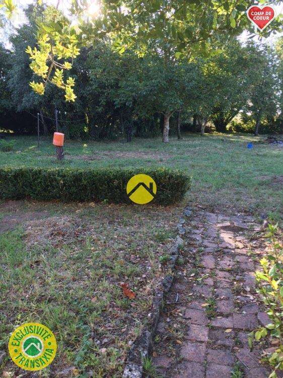 Maison à LA GUERCHE-SUR-L&#039;AUBOIS