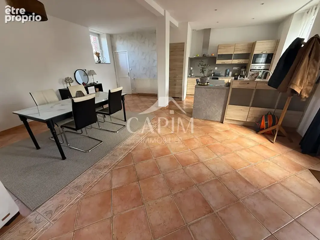 Maison Javene 7 pièce(s) 162m2 HAB- 5  Chambres - Garage - Grenier - Sous-sol - photo 4