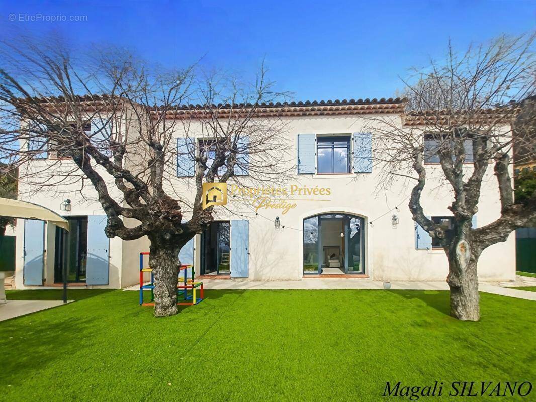 Maison à GRASSE