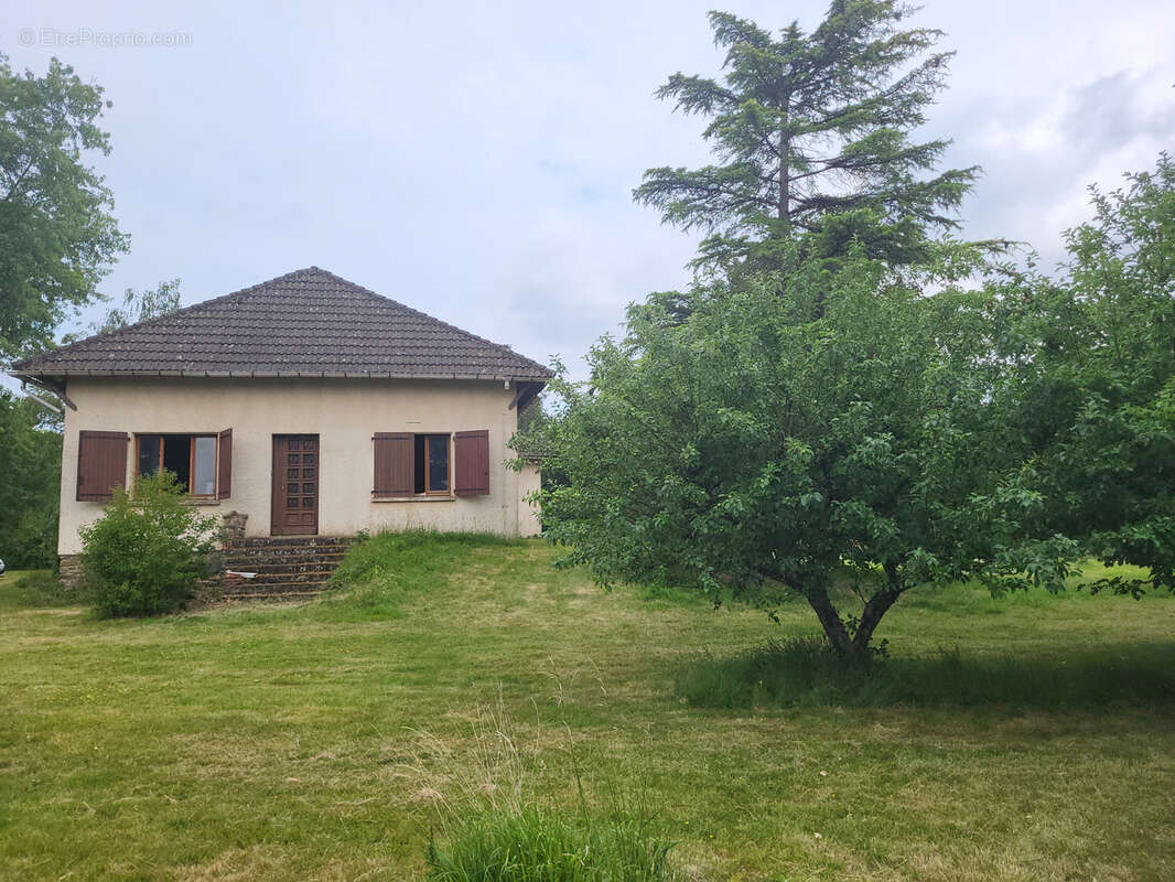 Maison à SOUAL