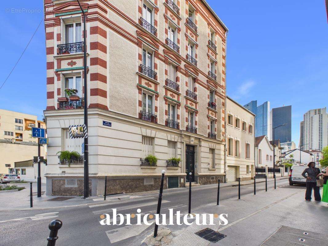 Bel appartement  lumineux de 50,7 m²  en vente à Courbevoie (92400) - photo 12